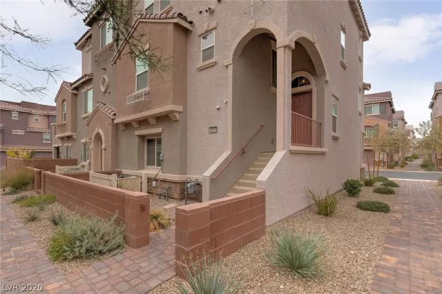 MLS: 2255257 Condo For Sale