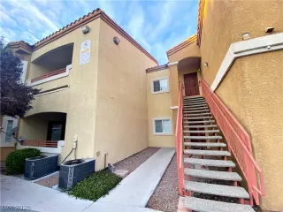 Photo #1: 2255312 Listing 