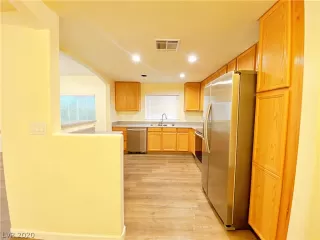 Photo #6: 2255312 Listing 