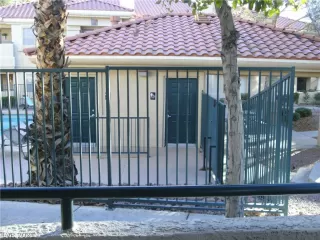 Photo #4: 2255313 Listing