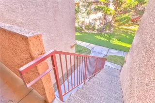 Photo #3: 2255398 Listing 