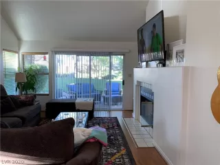 Photo #4: 2255399 Listing 