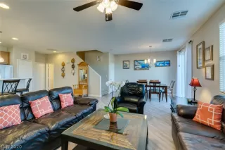 Photo #4: 2255489 Listing 
