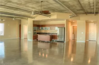Photo #1: 2255508 Listing 