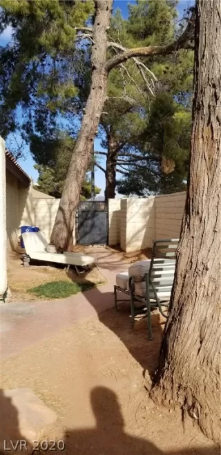 Photo #1: 2255513 Listing