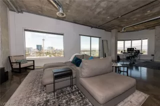 Photo #3: 2255517 Listing 