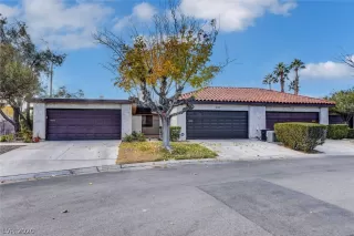 Photo #1: 2255524 Listing