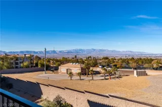 Photo #2: 2255527 Listing 