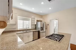 Photo #6: 2255536 Listing