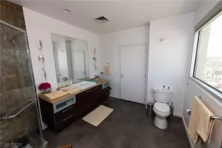 Photo #6: 2255550 Listing