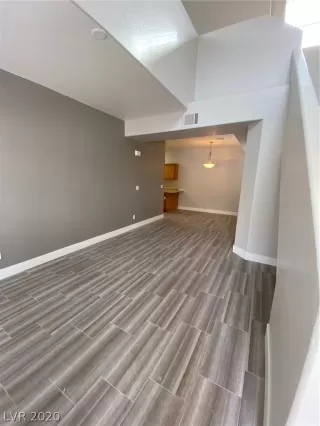Photo #1: 2255602 Listing 