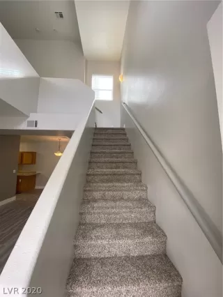 Photo #4: 2255602 Listing 