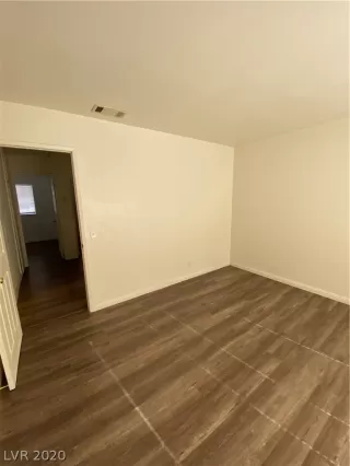 Photo #5: 2255607 Listing 