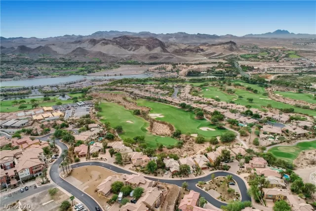 MLS: 2255643 Condo For Sale