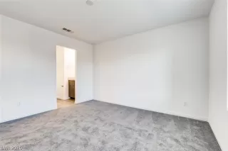 Photo #3: 2255669 Listing 