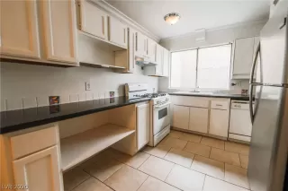 Photo #6: 2255696 Listing 