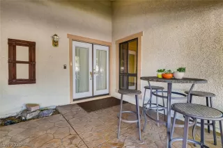 Photo #3: 2255730 Listing