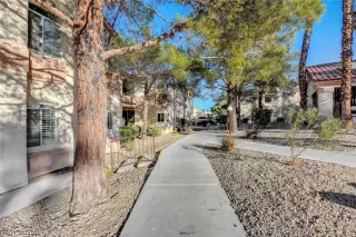 Photo #2: 2255737 Listing