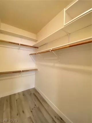 Photo #4: 2255747 Listing