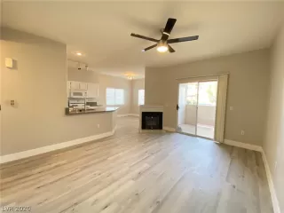 Photo #6: 2255747 Listing