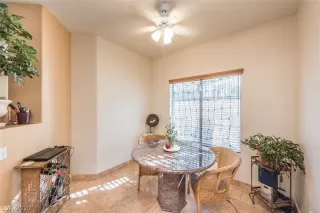 Photo #5: 2255760 Listing