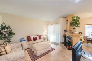 Photo #6: 2255760 Listing