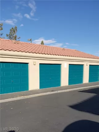 Photo #3: 2255770 Listing