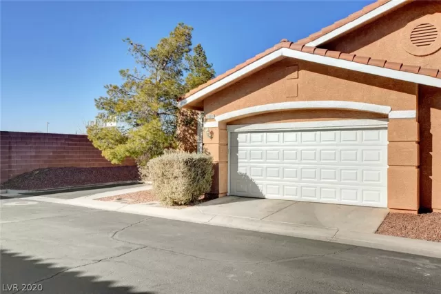 MLS: 2255780 Condo For Sale