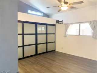 Photo #5: 2255783 Listing