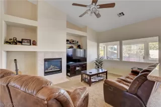 Photo #1: 2255788 Listing 