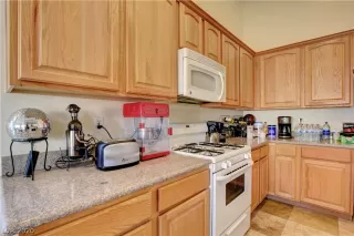 Photo #3: 2255788 Listing 