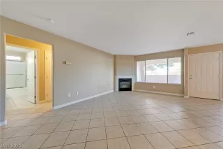 Photo #3: 2255793 Listing