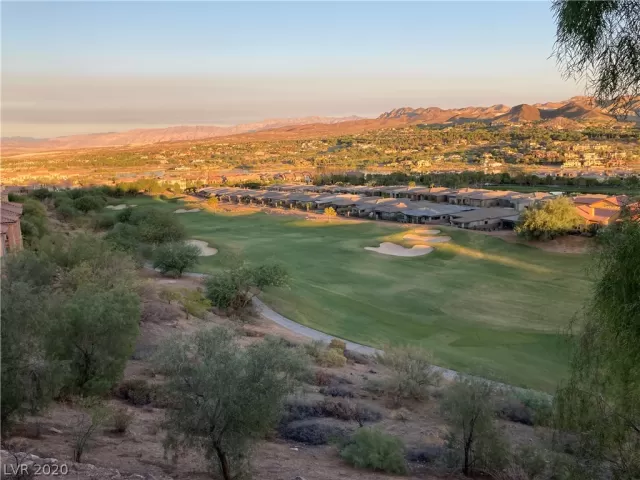 MLS: 2255852 Condo For Sale