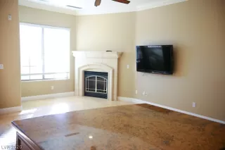 Photo #5: 2255852 Listing