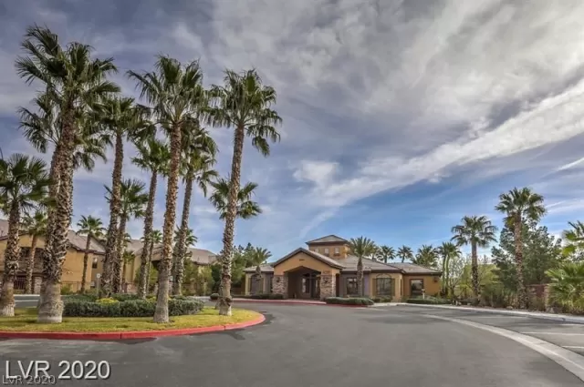 MLS: 2255919 Condo For Sale