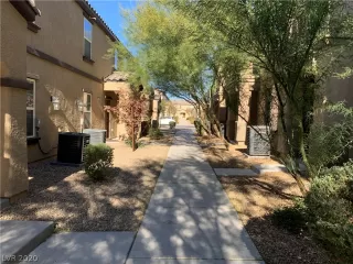 Photo #2: 2255952 Listing 