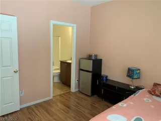 Photo #5: 2255952 Listing 