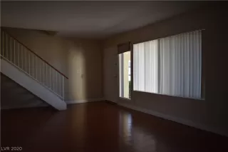 Photo #3: 2255985 Listing 