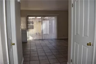 Photo #5: 2255985 Listing 