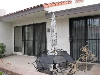 Photo #4: 2256021 Listing