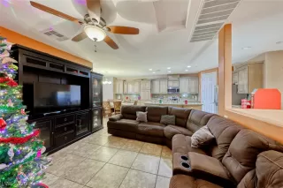 Photo #6: 2256022 Listing