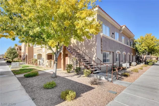 MLS: 2256023 Condo For Sale