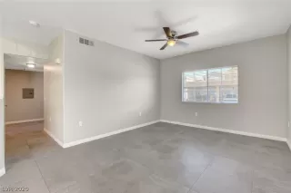 Photo #2: 2256023 Listing