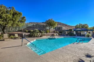 Photo #4: 2256024 Listing 