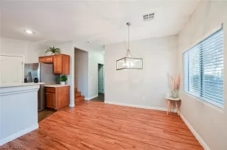 Photo #3: 2256041 Listing