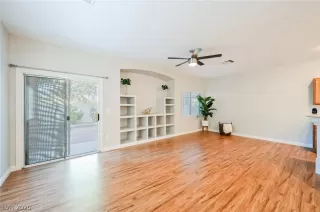 Photo #6: 2256041 Listing