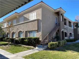 Photo #5: 2256042 Listing 