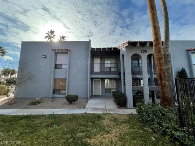 MLS: 2256058 Condo For Sale