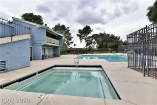 Photo #3: 2256146 Listing