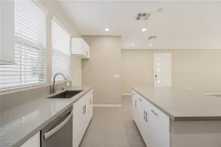 Photo #6: 2256155 Listing 